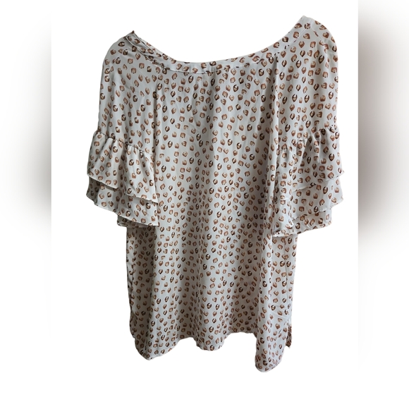 LOFT Tops - Loft outlet animal print ruffled sleeve blouse